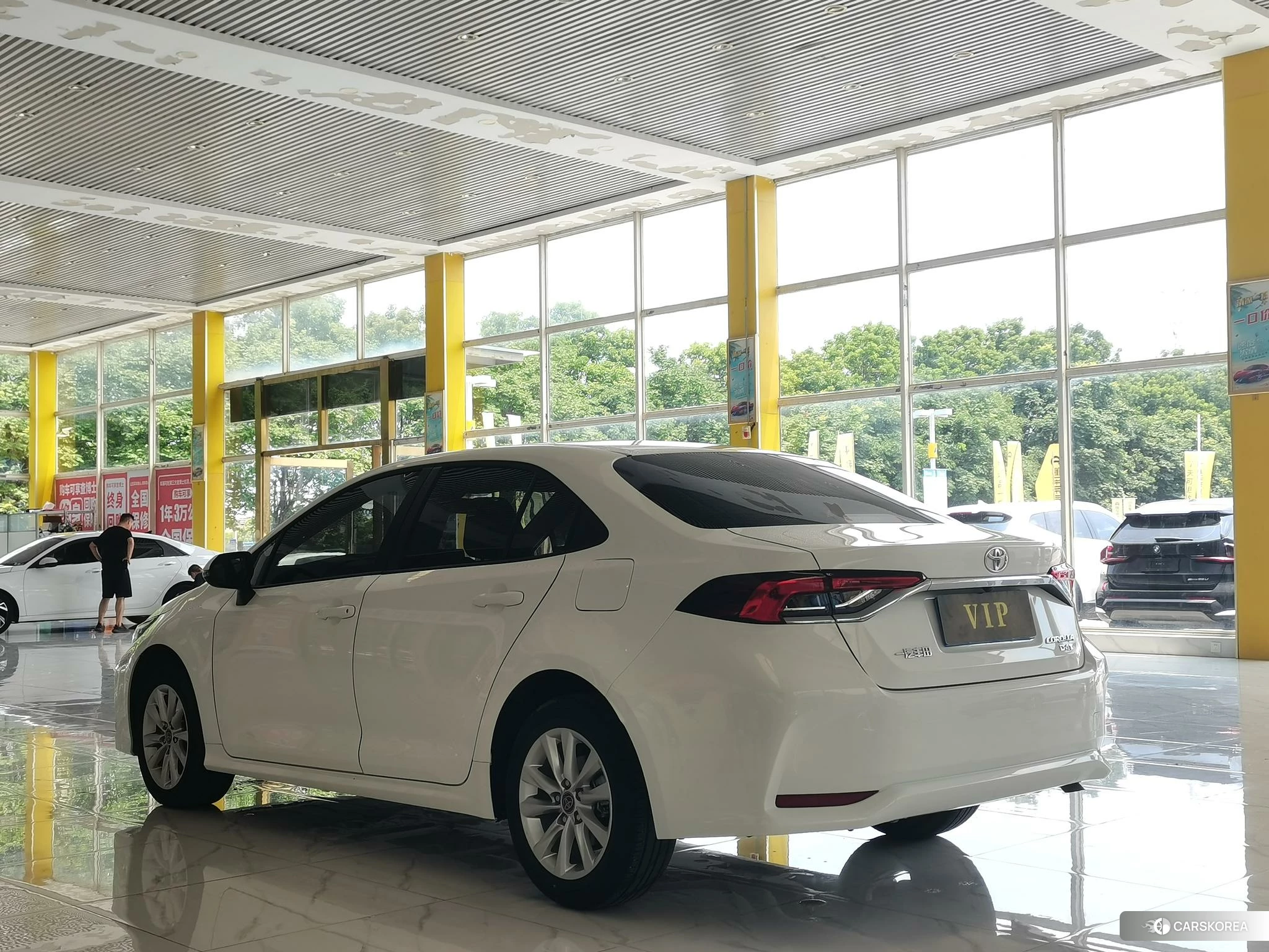 Toyota Corolla id 4467779 из Китая 10