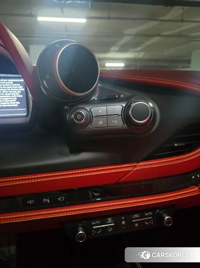 Ferrari F8 Tributo id 3361546 из Кореи 17