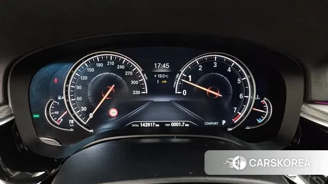 BMW 5 Series (G30) id 3336752 из Кореи 18