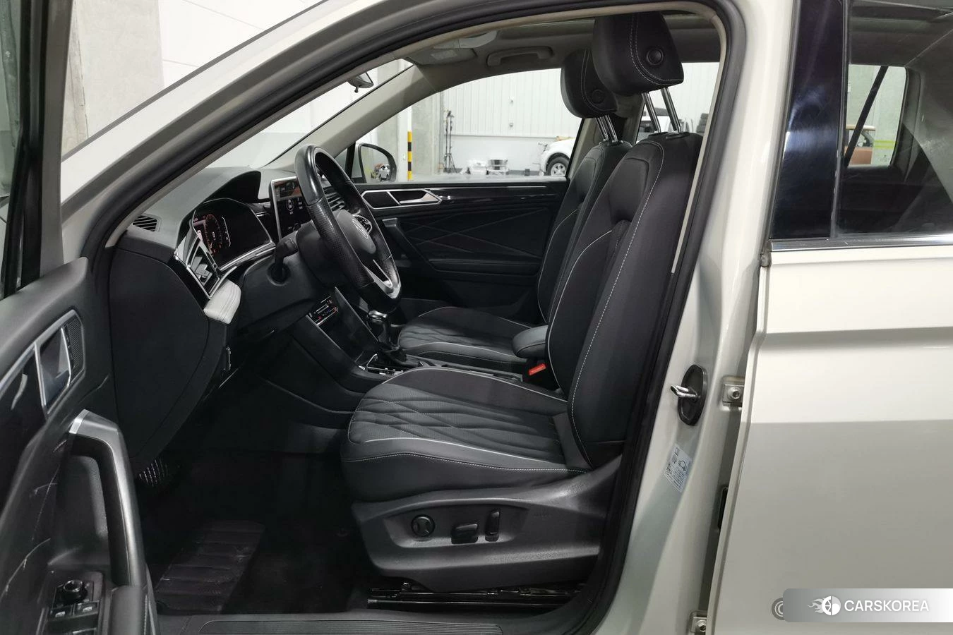 Volkswagen Tiguan L id 4510688 из Китая 22
