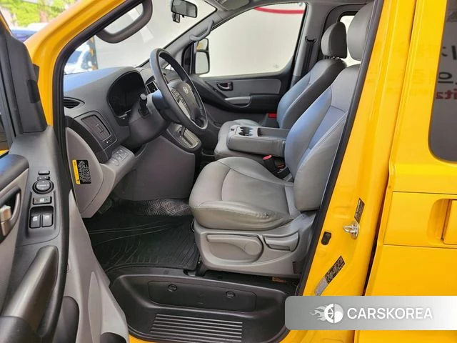 Hyundai The New Grand Starex id 3955581 из Кореи 18