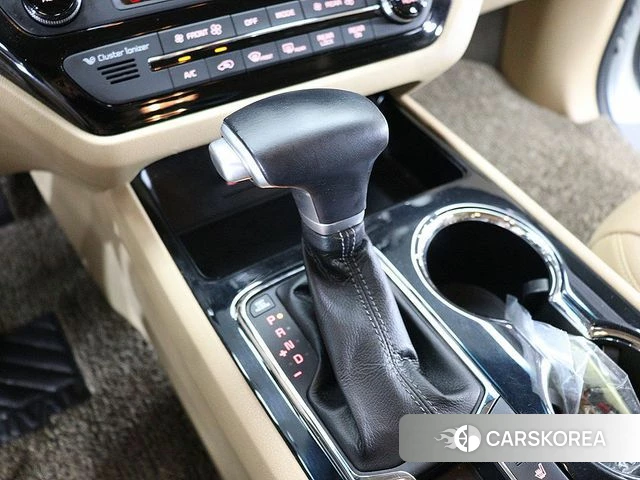 Kia The New Carnival id 4513218 из Кореи 18