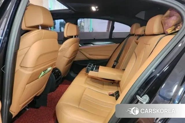 BMW 5 Series (G30) id 3610857 из Кореи 10