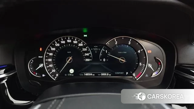 BMW 5 Series (G30) id 3375230 из Кореи 18