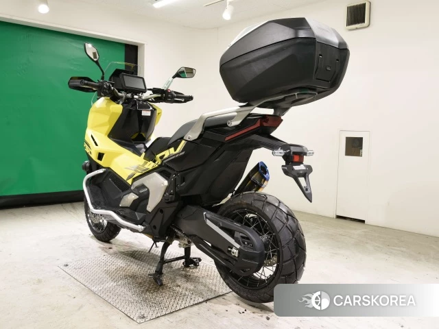 Honda X-ADV 750 id 4407017 из Японии 8