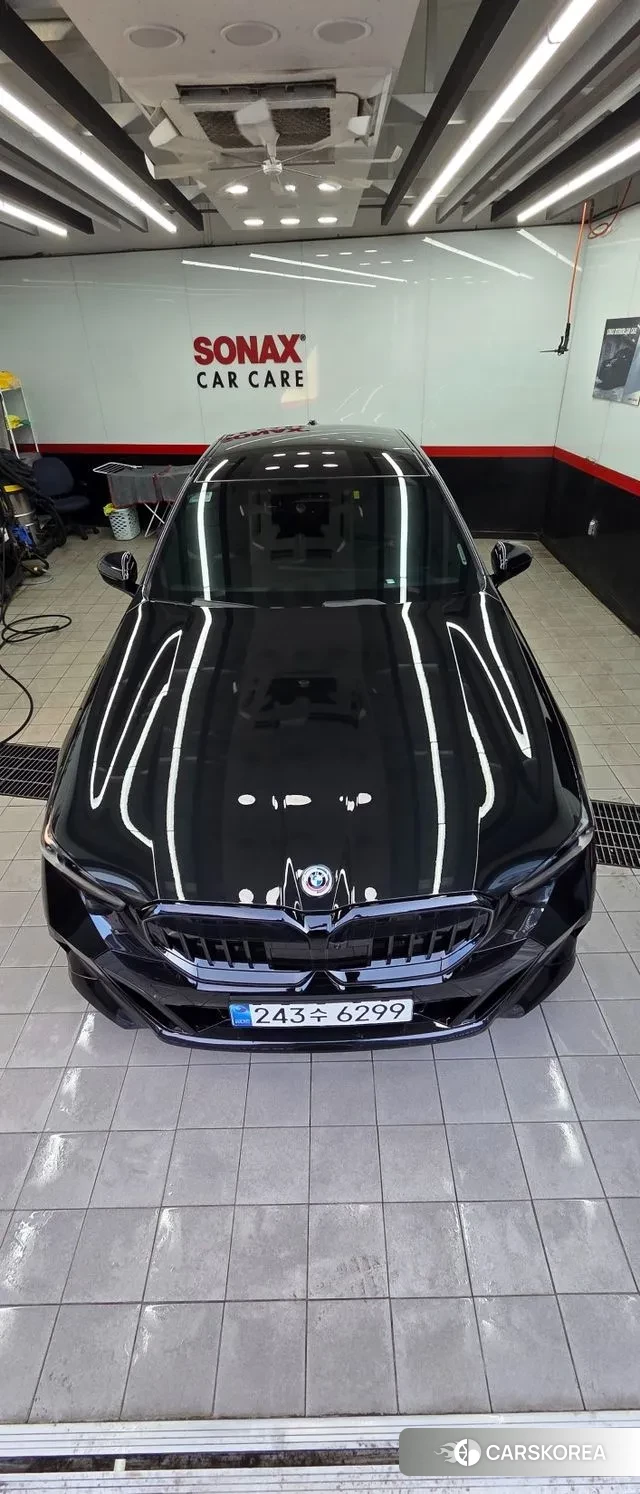 BMW 5 Series (G60) id 3618959 из Кореи 17