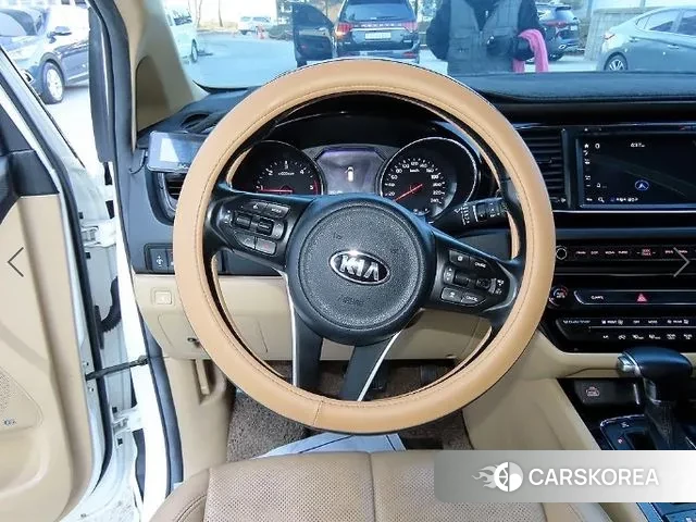 Kia All New Carnival id 3677723 из Кореи 18