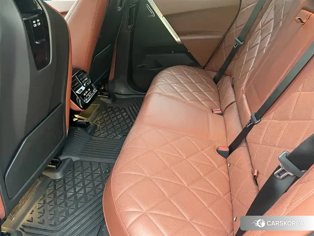 BMW iX M60 id 4576649 из Китая 15