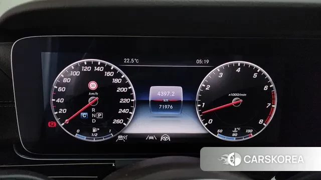 Mercedes-Benz E-Class W213 id 3209043 из Кореи 18