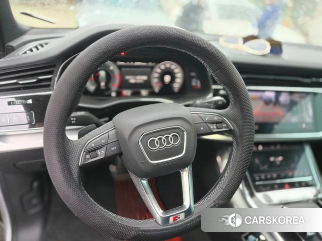 Audi Q8 (4M) id 4329755 из Кореи 9