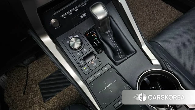Lexus NX300h id 4574227 из Кореи 33