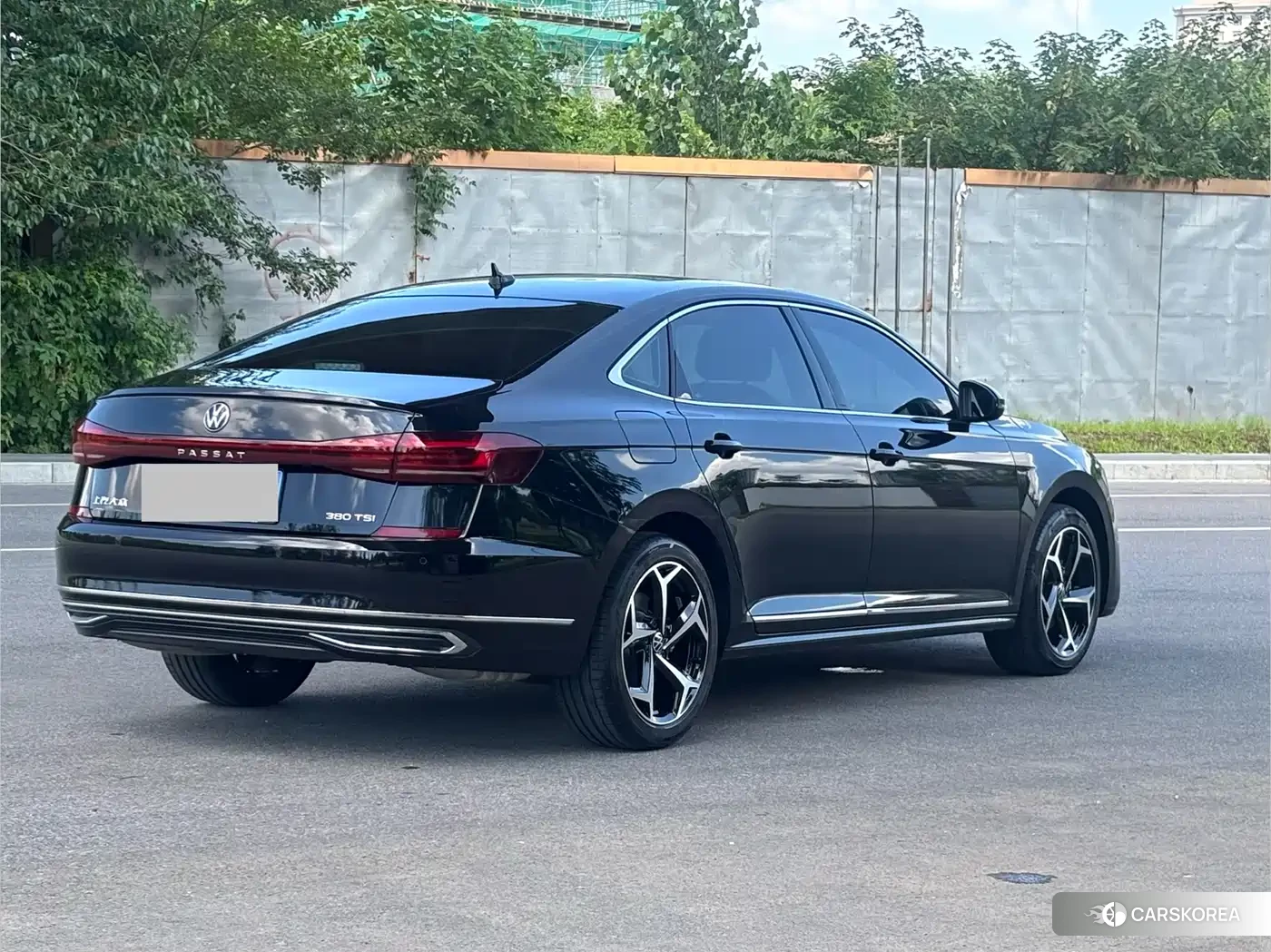 Volkswagen Passat id 4653808 из Китая 14