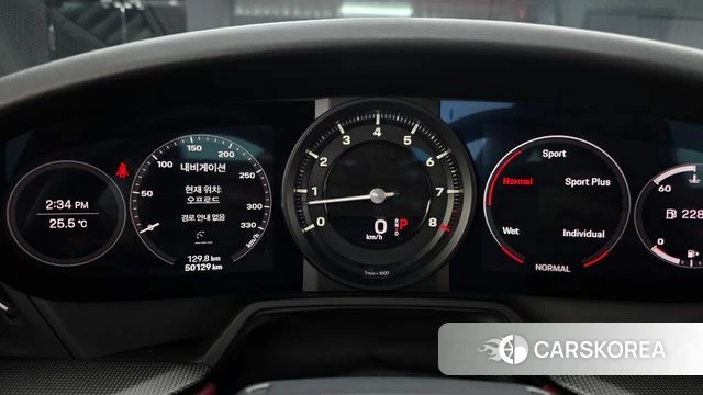 Porsche 911(992) id 4671379 из Кореи 35