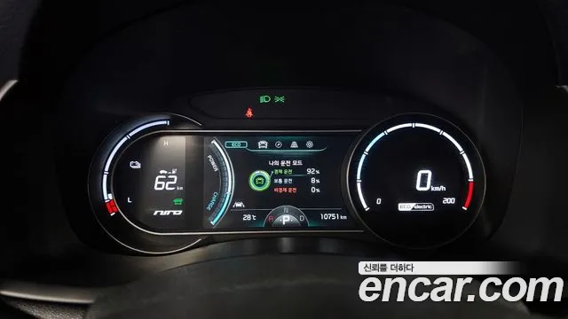 Kia Niro EV id 2812432 из Кореи 18