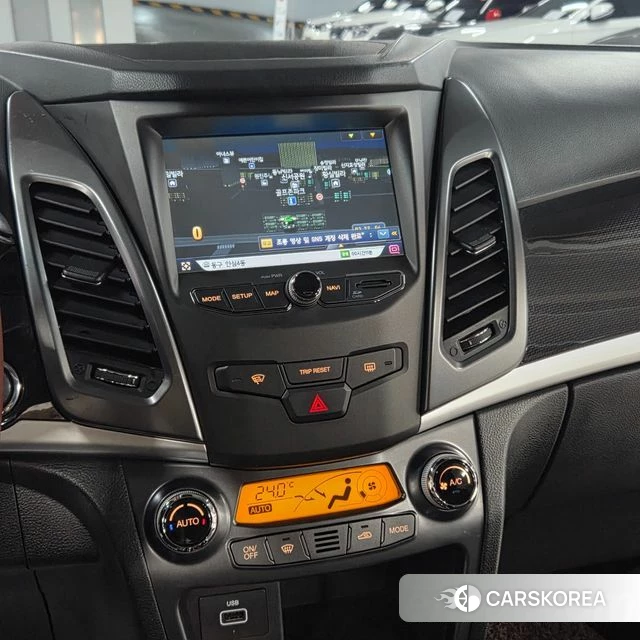 Ssangyong New Style Korando C id 3853566 из Кореи 18