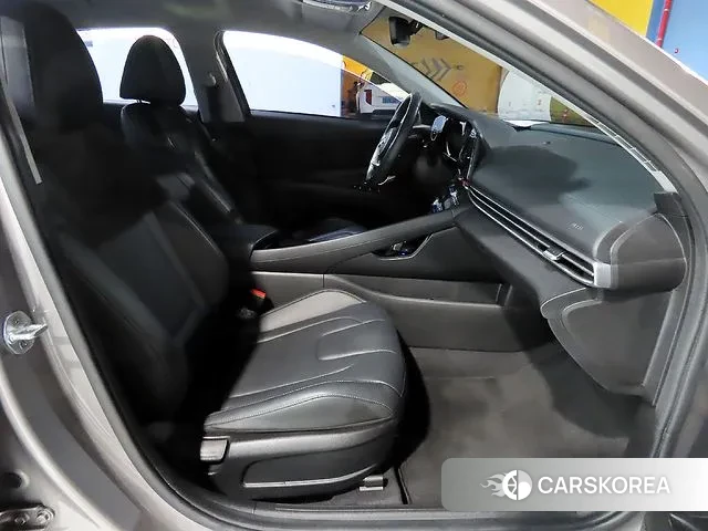 Hyundai Avante Hybrid (CN7) id 3335405 из Кореи 18