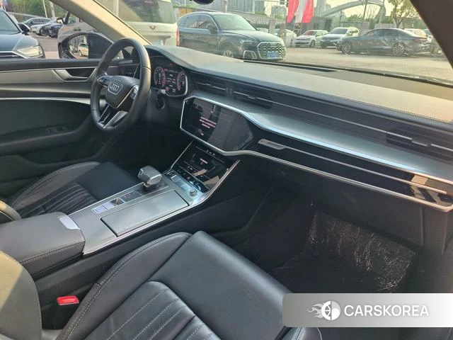 Audi A6L id 4260487 из Китая 8