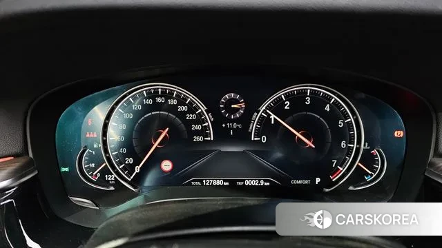 BMW 5 Series (G30) id 3742729 из Кореи 18