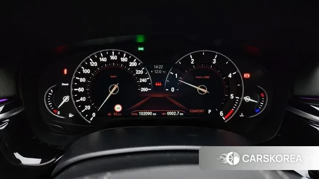 BMW 5 Series (G30) id 3434749 из Кореи 18