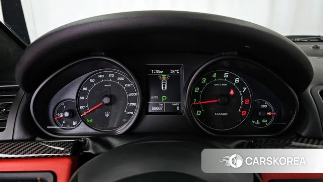 Maserati GranTurismo id 4188165 из Кореи 32