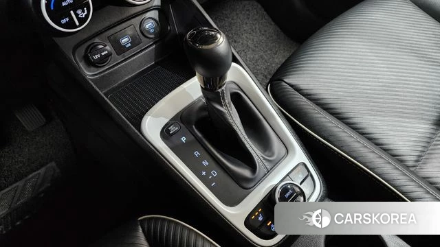 Hyundai Venue id 4470940 из Кореи 28