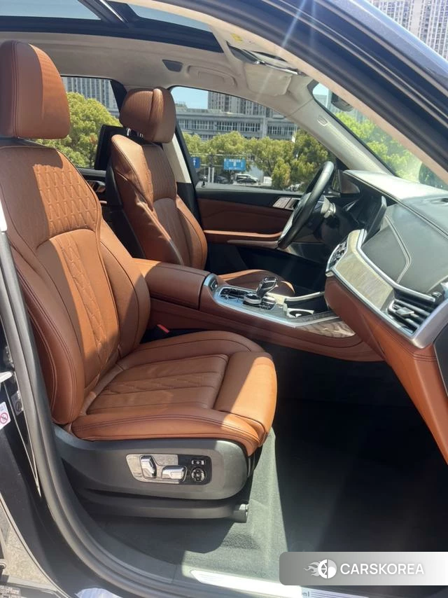 BMW X7 id 4277872 из Китая 14