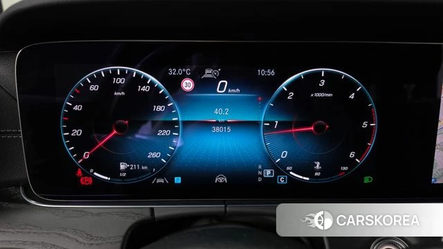 Mercedes-Benz E-Class W213 id 4671369 из Кореи 31