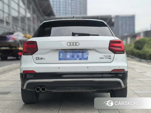 Audi Q2L id 4278126 из Китая 10