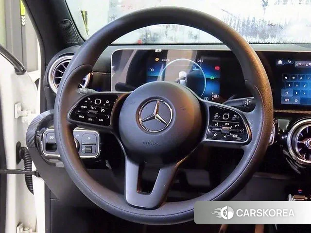 Mercedes-Benz A-Class W177 id 3122499 из Кореи 17