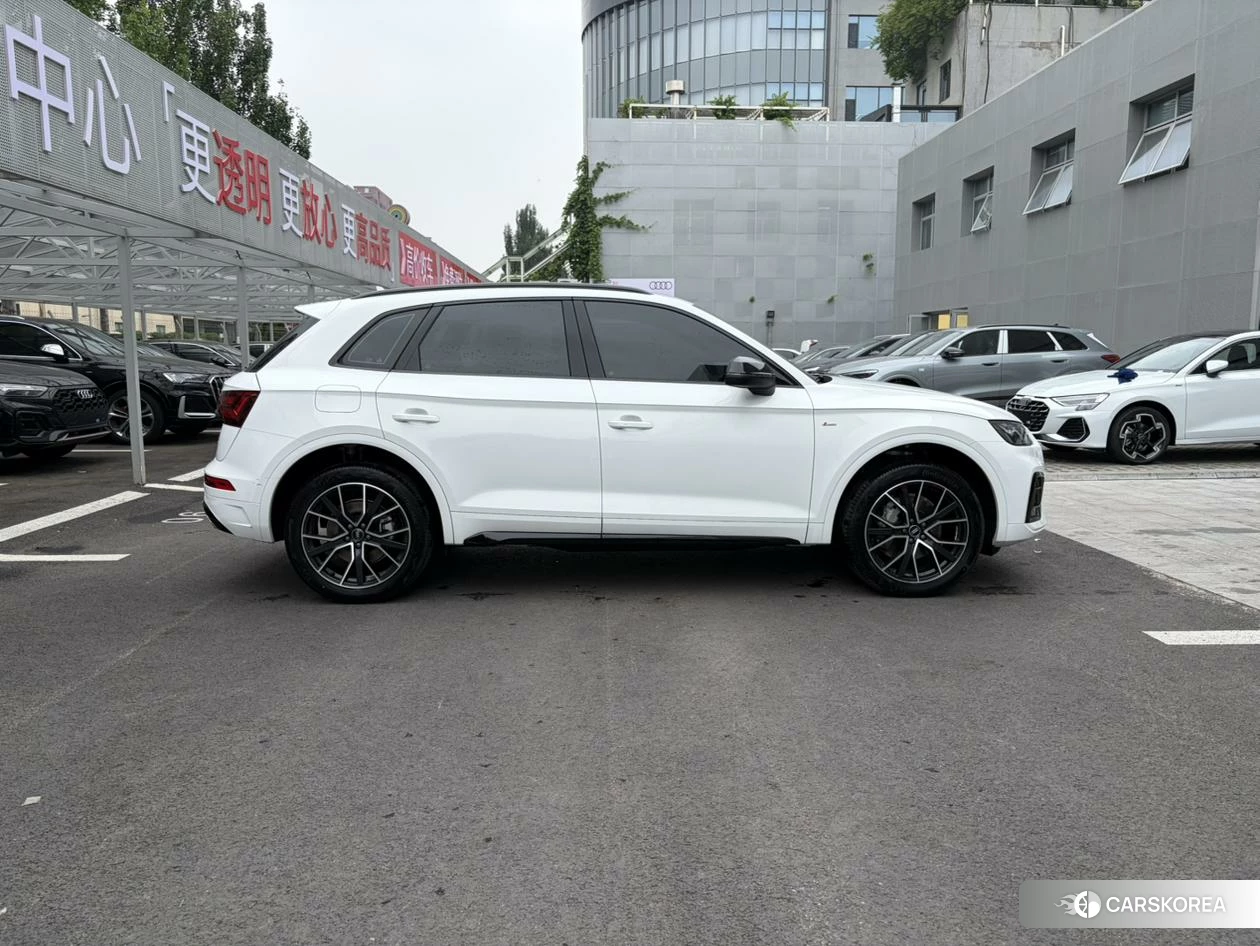 Audi Q5L id 4512723 из Китая 8