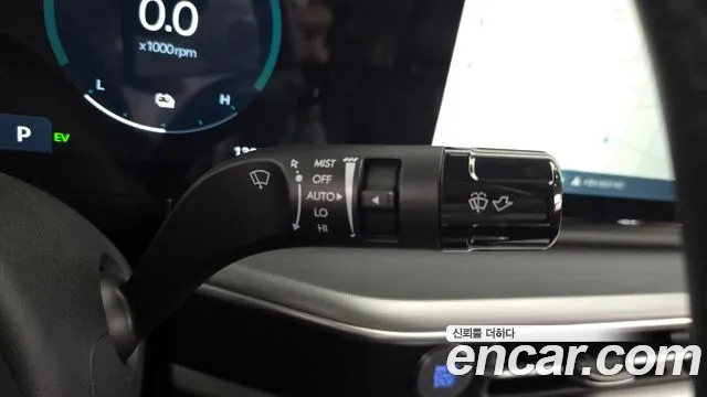 Hyundai Grandeur Hybrid (GN7) id 2580150 из Кореи 18