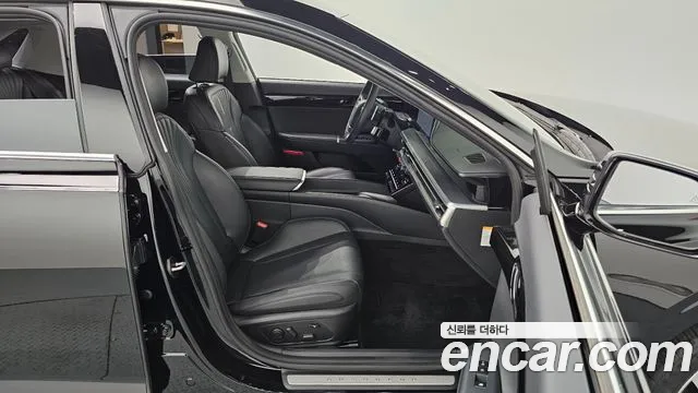 Hyundai Grandeur Hybrid (GN7) id 2637265 из Кореи 18