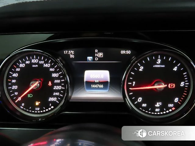 Mercedes-Benz E-Class W213 id 3966365 из Кореи 18