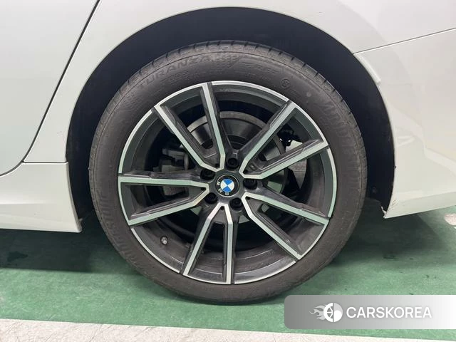 BMW 3 series id 4273250 из Китая 18