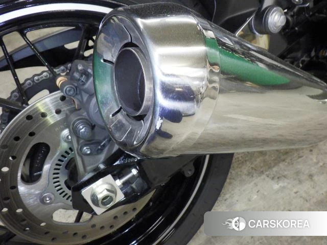 Kawasaki Z900RS id 3949357 из Японии 32