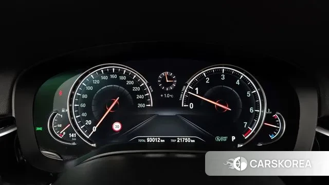 BMW 5 Series (G30) id 3617226 из Кореи 18