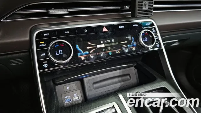 Genesis GV80 id 2561100 из Кореи 18