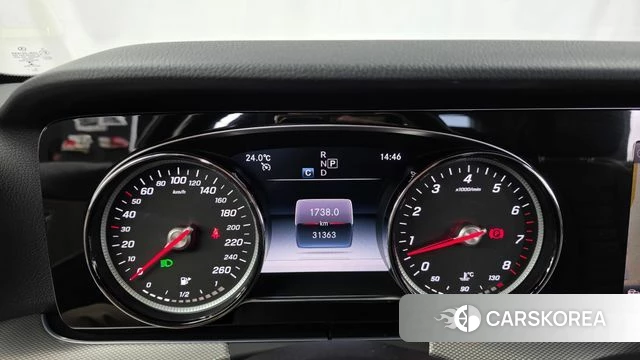 Mercedes-Benz E-Class W213 id 4568445 из Кореи 28