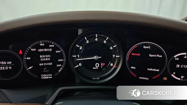 Porsche 911(992) id 4325031 из Кореи 28