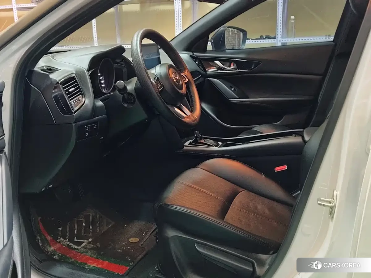 Mazda CX-4 id 4669328 из Китая 19