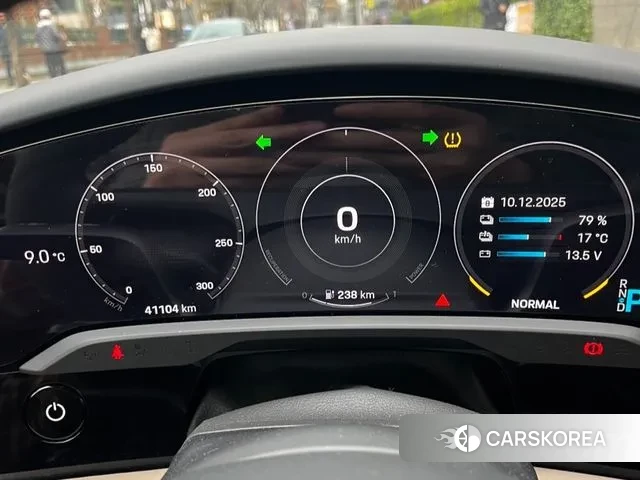 Porsche Taycan id 3463885 из Кореи 13