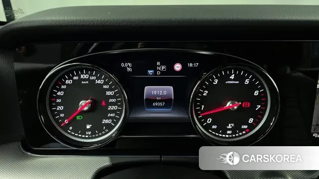 Mercedes-Benz E-Class W213 id 3557872 из Кореи 18