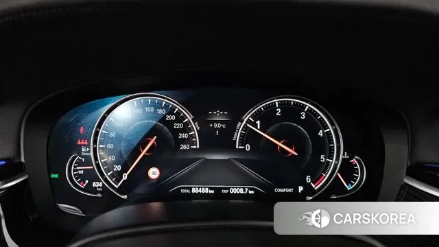 BMW 5 Series (G30) id 3728643 из Кореи 18