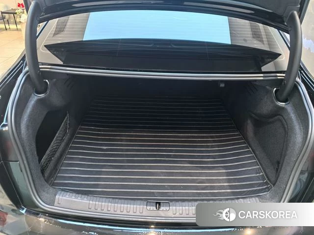 Audi A6L id 4276692 из Китая 12