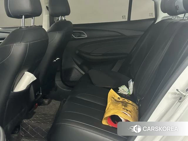 Roewe i5 id 4241725 из Китая 10