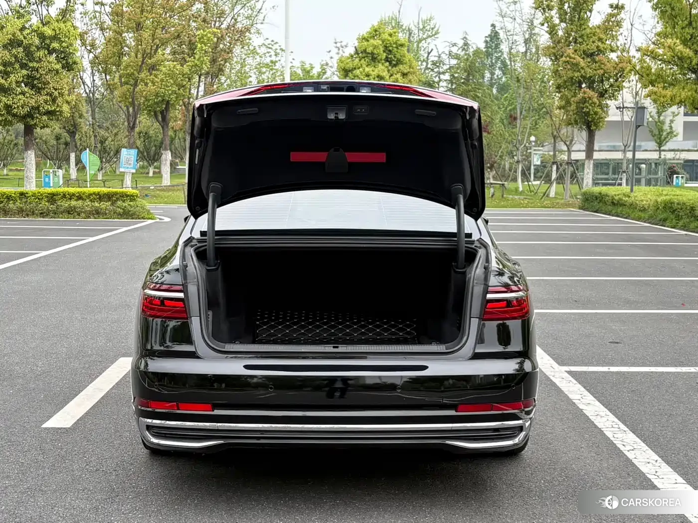 Audi A8 id 4601930 из Китая 14