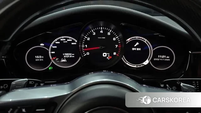 Porsche Panamera (971) id 3368905 из Кореи 18