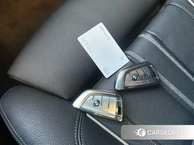 BMW 5 Series (G30) id 3420959 из Кореи 8