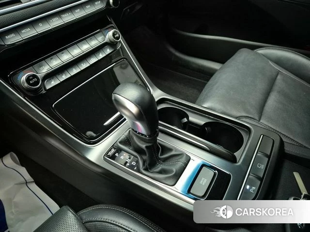 Hyundai Grandeur IG id 3942616 из Кореи 16