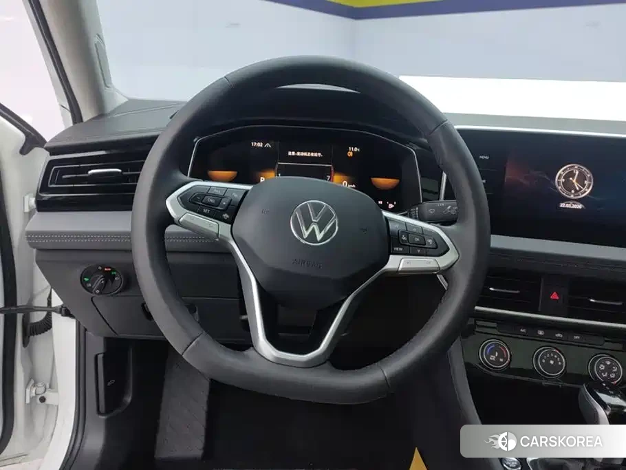 Volkswagen Sagitar id 4628112 из Китая 14